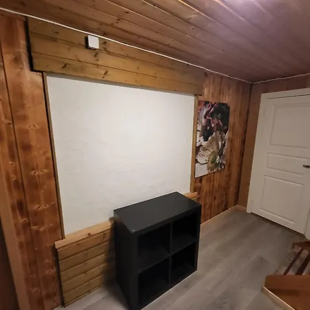 Two Bedrooms Kjeller Lejlighed *